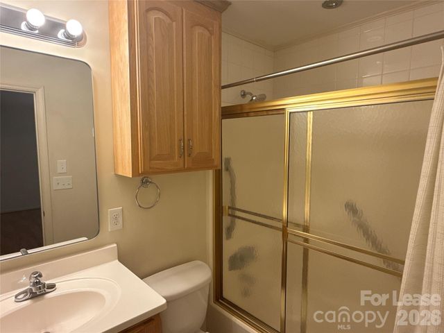 1131 Kendrick Road, Gastonia, NC 28056