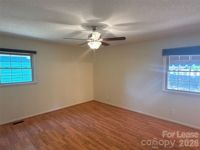 1131 Kendrick Road, Gastonia, NC 28056