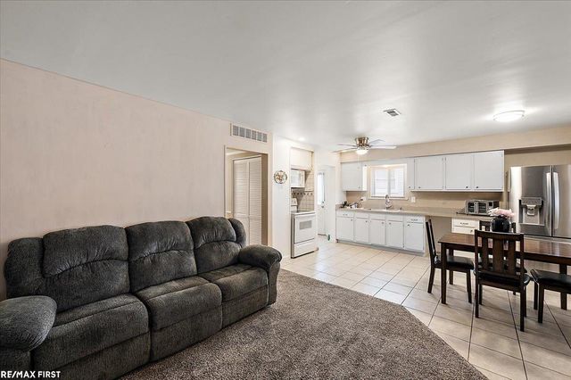 27830 Van Howe Street, Roseville, MI 48066