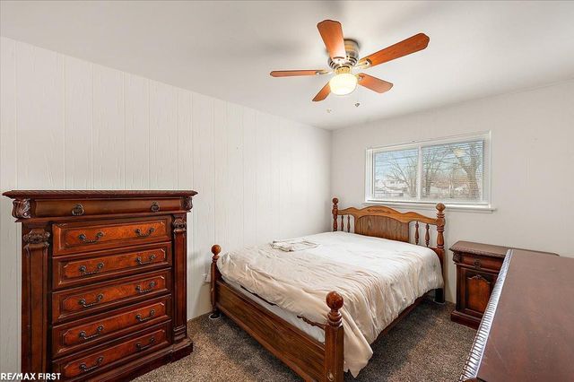 27830 Van Howe Street, Roseville, MI 48066