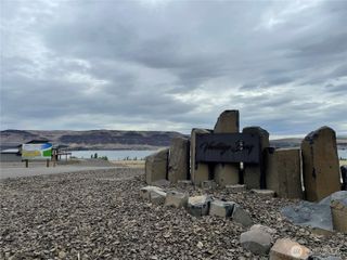 590 Vantage Bay Loop, Vantage, WA 98950