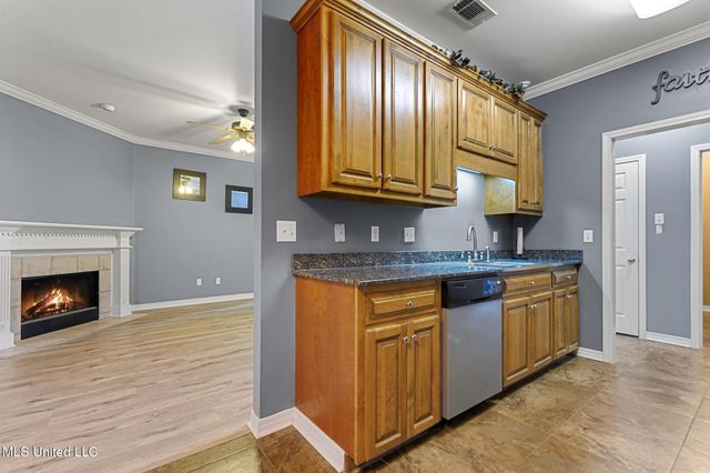 6301 W Wimbledon Cove, Ocean Springs, MS 39564