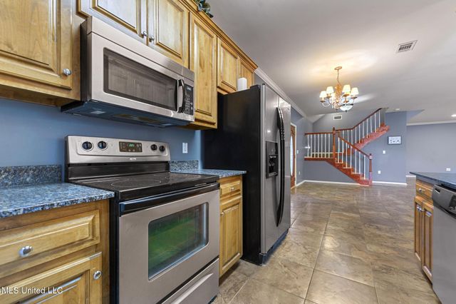 6301 W Wimbledon Cove, Ocean Springs, MS 39564
