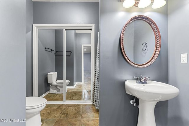 6301 W Wimbledon Cove, Ocean Springs, MS 39564