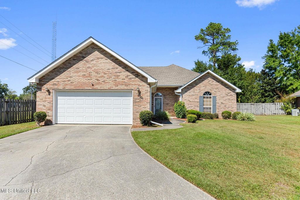 6301 W Wimbledon Cove, Ocean Springs, MS 39564