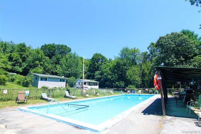 71 MILLER Road 25, Hopewell Junction, NY 12533