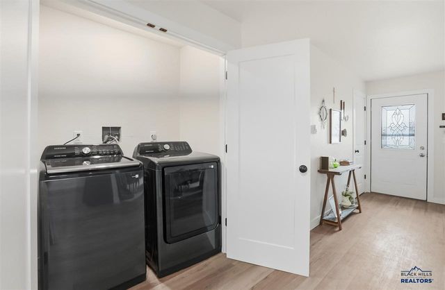 5521 N Pitch Court, Rapid City, SD 57703