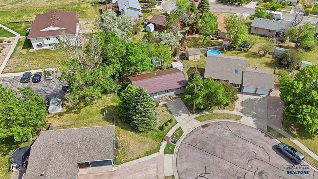 5521 N Pitch Court, Rapid City, SD 57703
