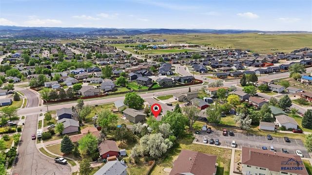 5521 N Pitch Court, Rapid City, SD 57703