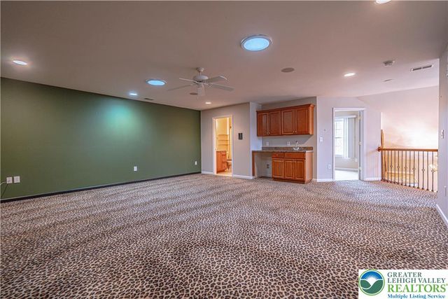 5041 Saw Grass Drive, Allen Twp, PA 18067