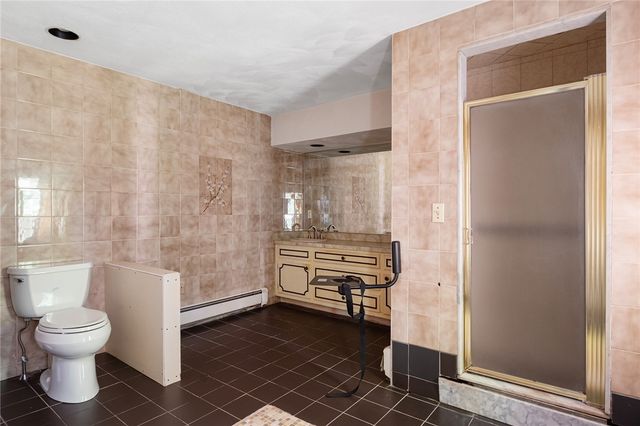 31 Lennon Road, Lincoln, RI 02865