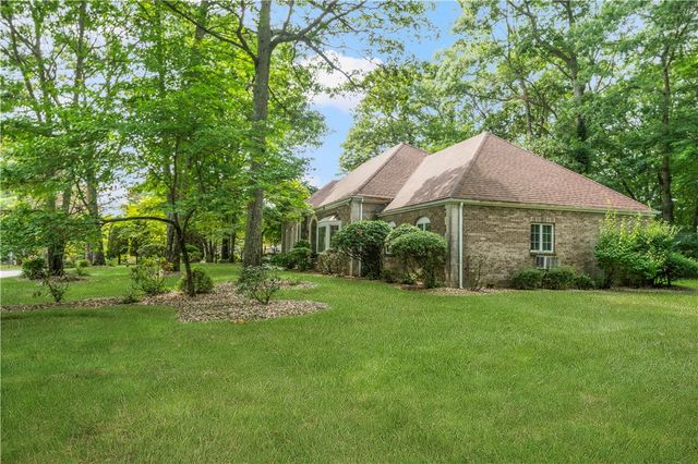 31 Lennon Road, Lincoln, RI 02865