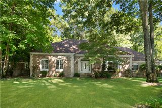 31 Lennon Road, Lincoln, RI 02865
