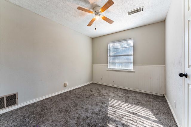 980 29th Street SE, Paris, TX 75460