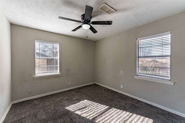 980 29th Street SE, Paris, TX 75460