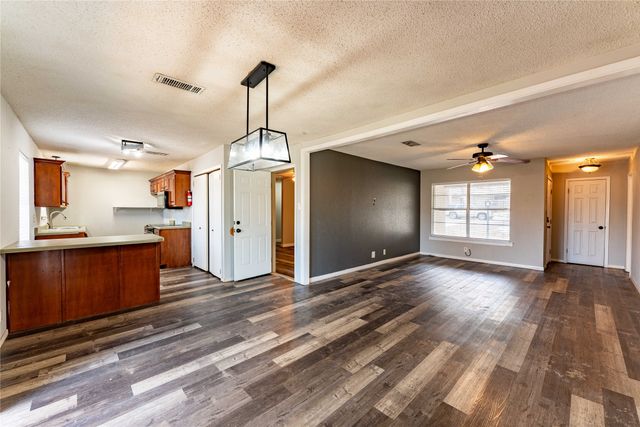 980 29th Street SE, Paris, TX 75460