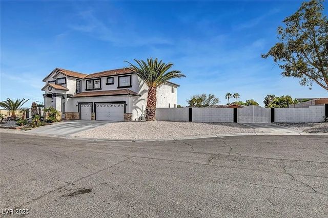 6315 North El Capitan Way, Las Vegas, NV 89149