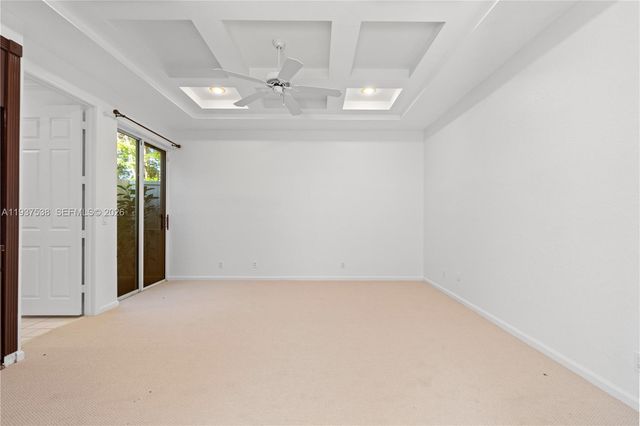 16053 Villa Vizcaya Pl, Delray Beach, FL 33446