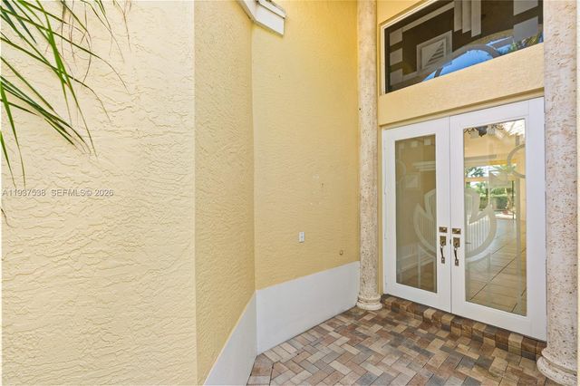 16053 Villa Vizcaya Pl, Delray Beach, FL 33446