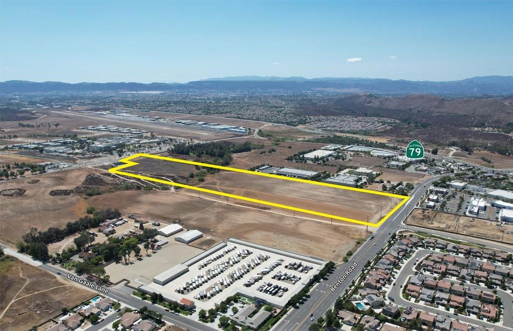 30951 Benton Road, Winchester, CA 92596