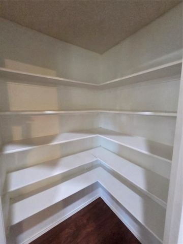 1810 Saint Nevis Drive, Mansfield, TX 76063