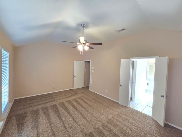 1810 Saint Nevis Drive, Mansfield, TX 76063