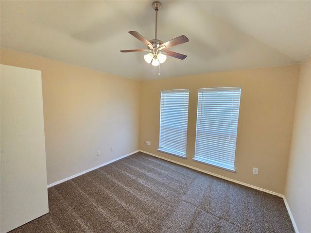 1810 Saint Nevis Drive, Mansfield, TX 76063