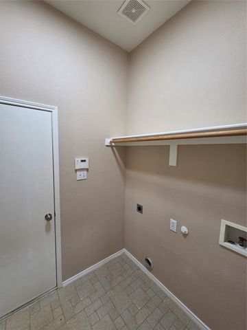 1810 Saint Nevis Drive, Mansfield, TX 76063