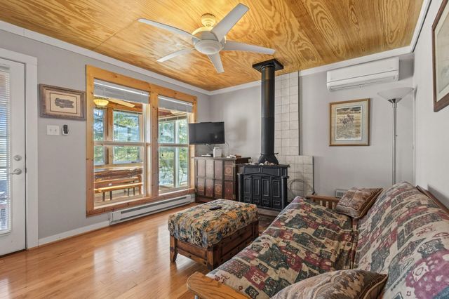 300 CO RD 27100, Honey Grove, TX 75446