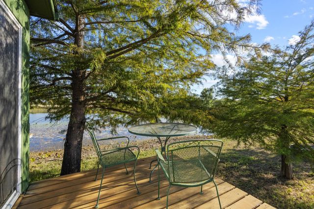 300 CO RD 27100, Honey Grove, TX 75446