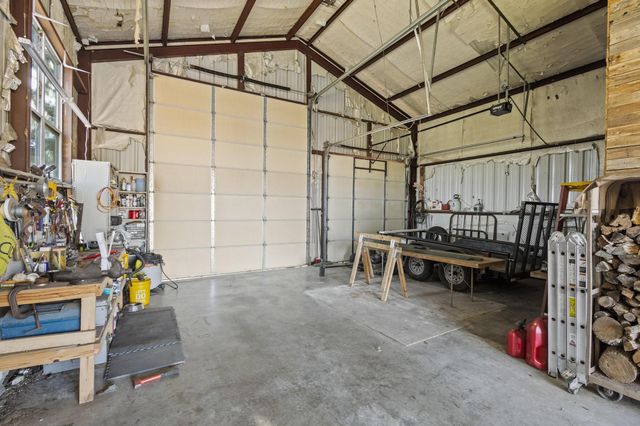 300 CO RD 27100, Honey Grove, TX 75446