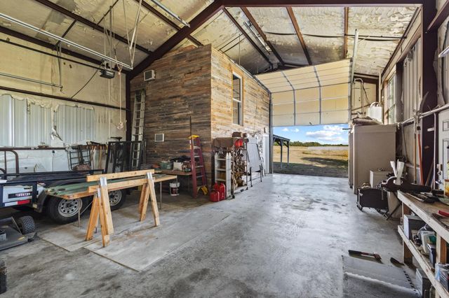 300 CO RD 27100, Honey Grove, TX 75446