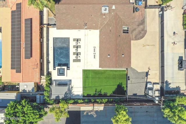 5323 N 6TH Street, Phoenix, AZ 85012