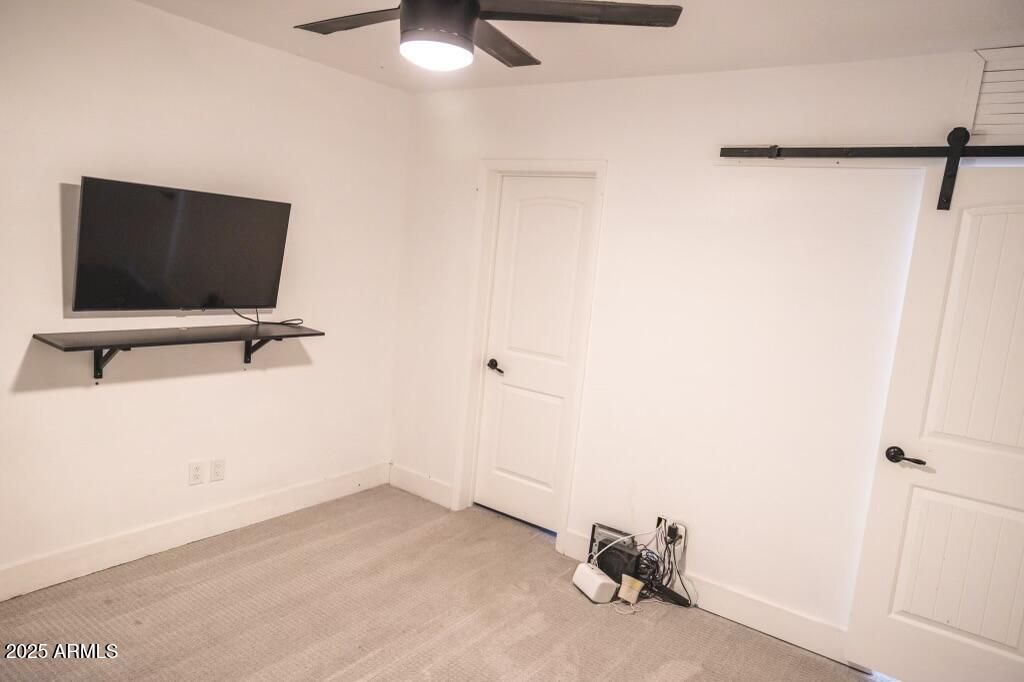 Image 18 of property listing at 5323 N 6TH Street, Phoenix, AZ 85012