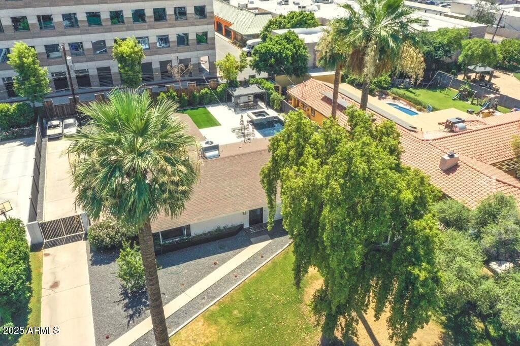 Image 32 of property listing at 5323 N 6TH Street, Phoenix, AZ 85012