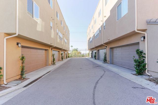 12807 N Watt Lane D, Sylmar (los Angeles), CA 91342