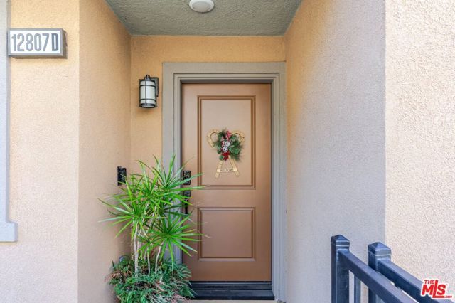 12807 N Watt Lane D, Sylmar (los Angeles), CA 91342