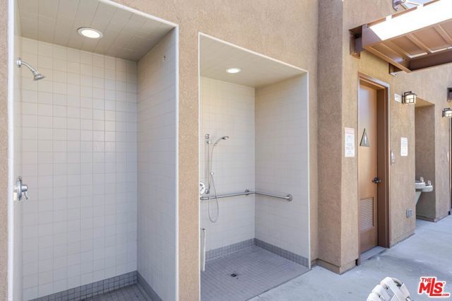 12807 N Watt Lane D, Sylmar (los Angeles), CA 91342