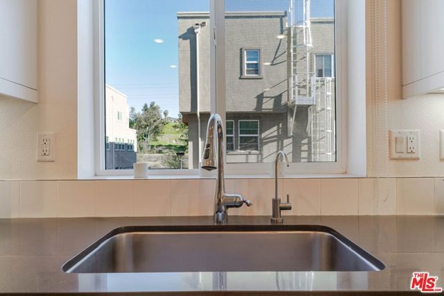 12807 N Watt Lane D, Sylmar (los Angeles), CA 91342