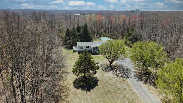 664 Old Dry Hollow Rd, Vanleer, TN 37181