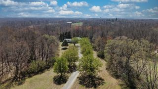 664 Old Dry Hollow Rd, Vanleer, TN 37181