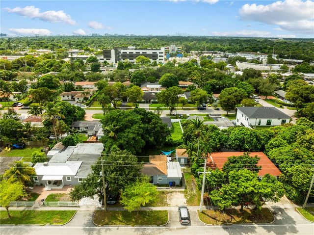 1136 NE 167th Street A, North Miami Beach, FL 33162