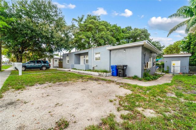 1136 NE 167th Street A, North Miami Beach, FL 33162