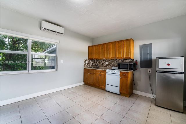 1136 NE 167th Street A, North Miami Beach, FL 33162