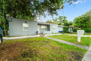 1136 NE 167th Street A, North Miami Beach, FL 33162