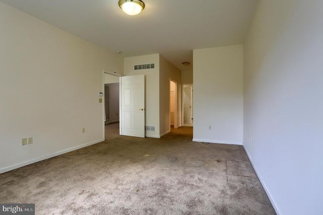 4505 HILLSIDE CT, Harrisburg, PA 17110