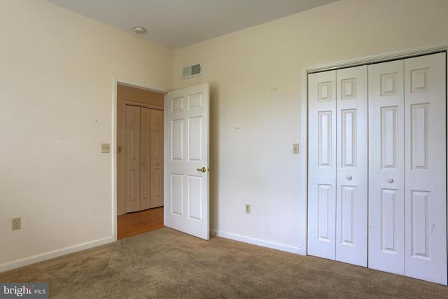 4505 HILLSIDE CT, Harrisburg, PA 17110