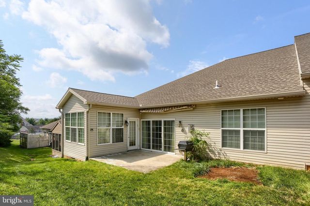 4505 HILLSIDE CT, Harrisburg, PA 17110