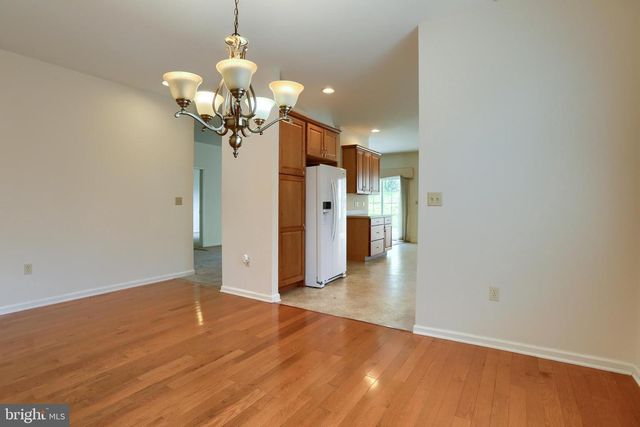 4505 HILLSIDE CT, Harrisburg, PA 17110