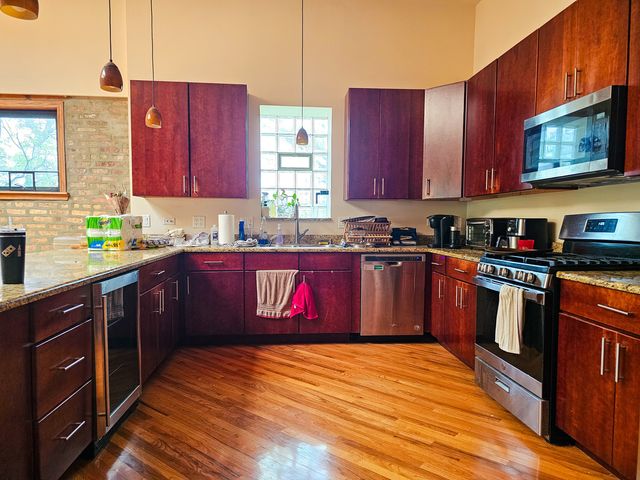 2649 N Washtenaw Avenue 3, Chicago, IL 60647